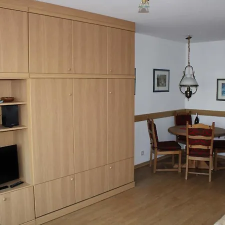 Germania-65 Apartment